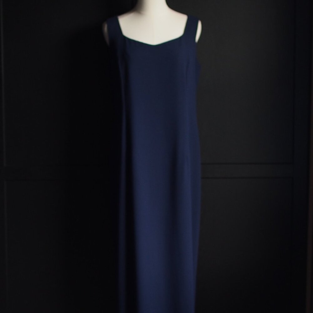 Zahra | Vintage Navy Crepe Sleeveless Evening Gown